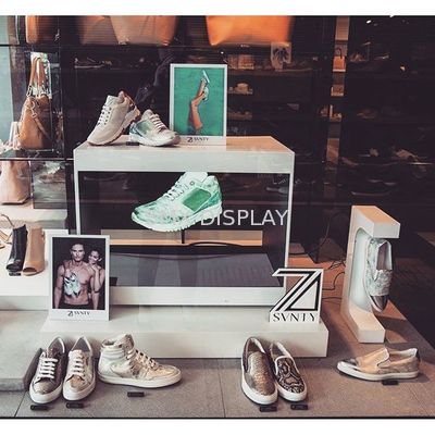 Ποιότητα Ολογραφικός προβολέας Holocube πυραμίδων επίδειξης διαφήμισης ολογραμμάτων τρισδιάστατος Εργοστάσιο