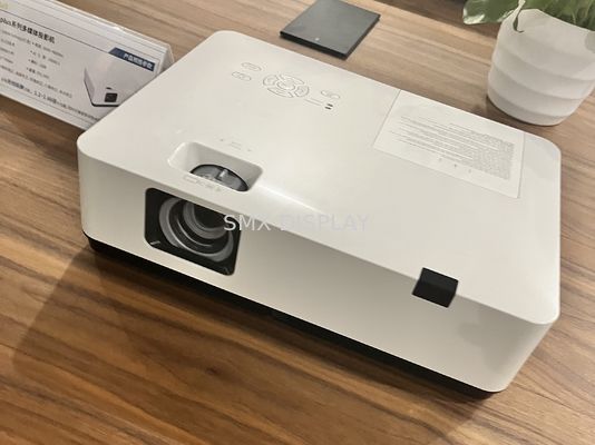 ποιότητας RS232 προβολείς 3000 επίδειξη 1024x768 XGA επιχειρησιακών πολυμέσων μονάδων λούμεν 3LCD Εργοστάσιο